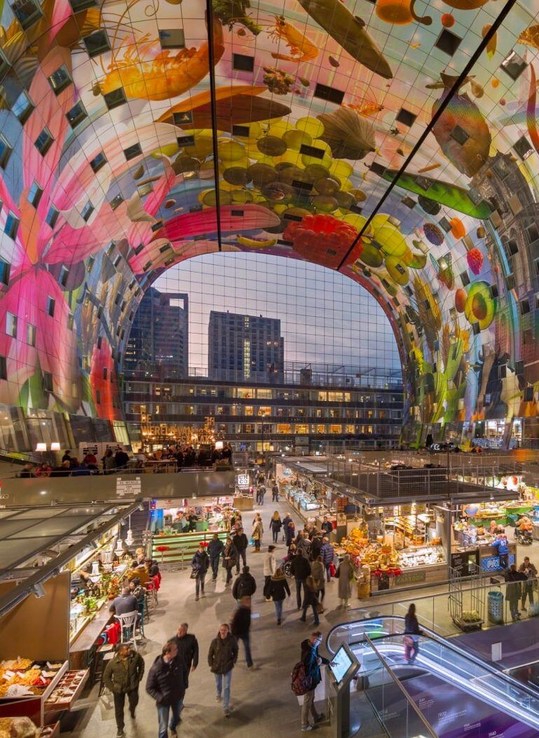 De Markthal van binnen