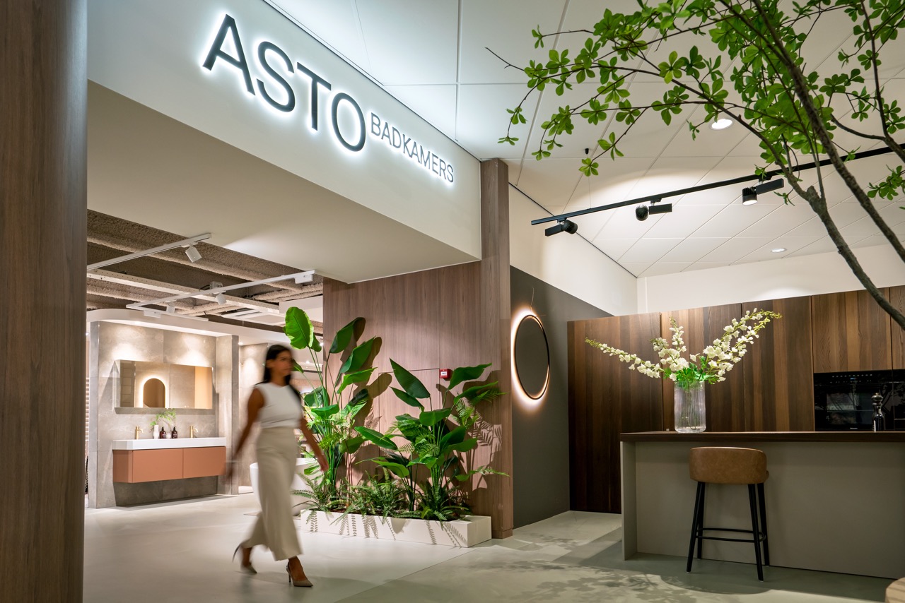 ASTO Keukens & Badkamers: sterk merk binnen DHOMUS